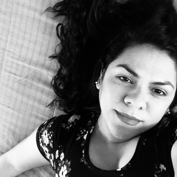 Meet your Posher, Paola - Picture 1 of 1